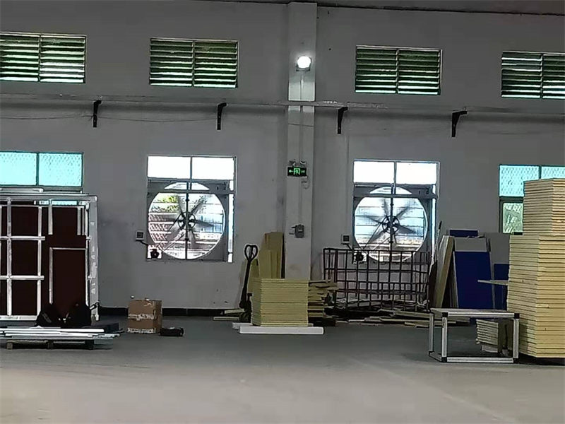 負壓風機的水簾漏水解決方法